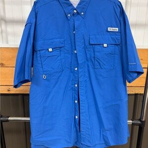 Columbia Men's Vibrant Blue Casual Shirt